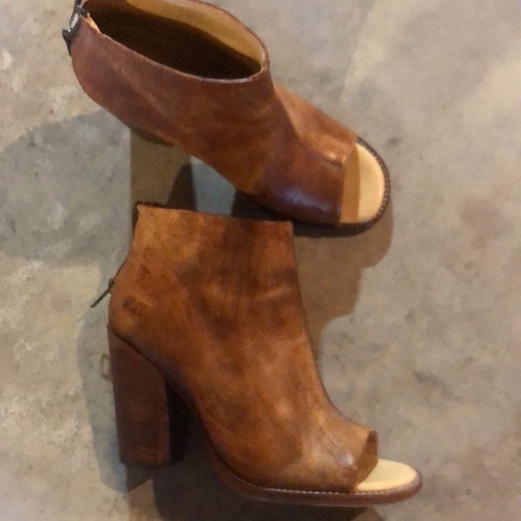 STU Onset Peep Toe Heel Booties. Tan Driftwood color. Leather. Back zip - Picture 1 of 3